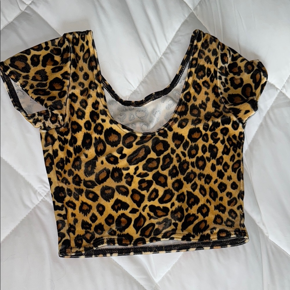 Blackmilk Peggy Bundy Leopard Crop Top